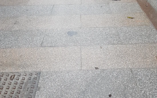 Pavimentazione città in granito P.I.L. Gran min
