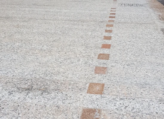 Pavimentazioni urbane in granito P.I.L. Gran min