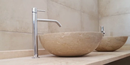 Arredo bagno in marmo