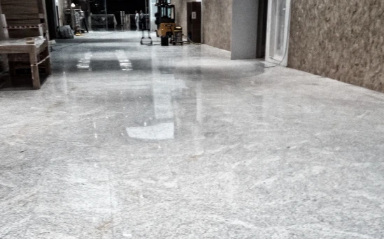Lucidatura pavimenti marmo, granito, cemento P.I.L. Gran min