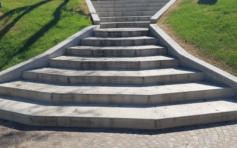 Scala pubblica in granito P.I.L. Gran min