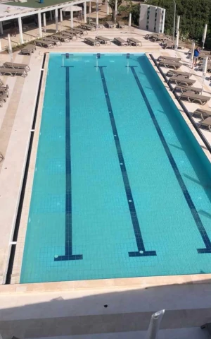 Piscine per hotel in marmo P.I.L. Gran min