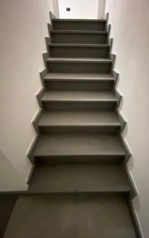 Scala marmo nero P.I.L. Gran min
