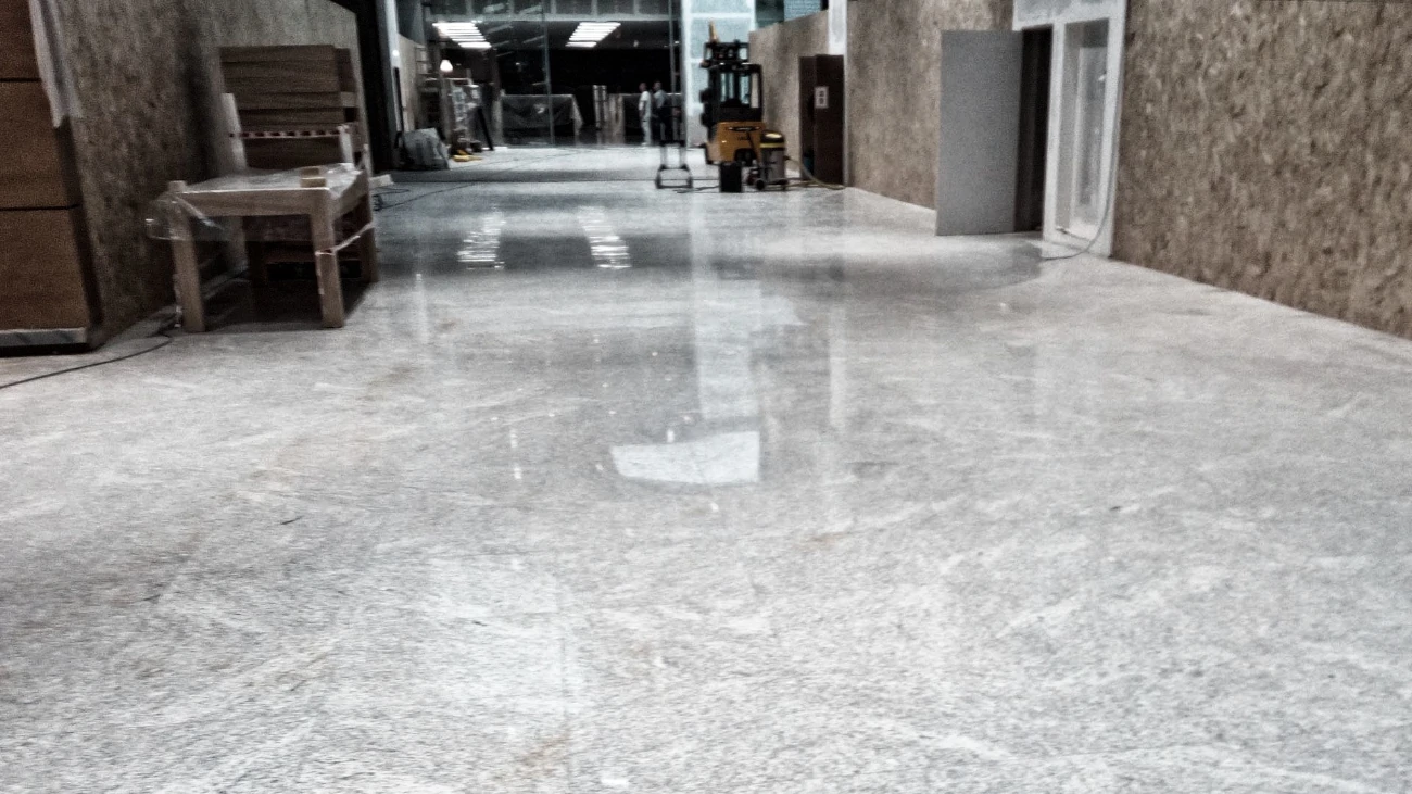 Lucidatutura pavimenti P.I.L. Gran